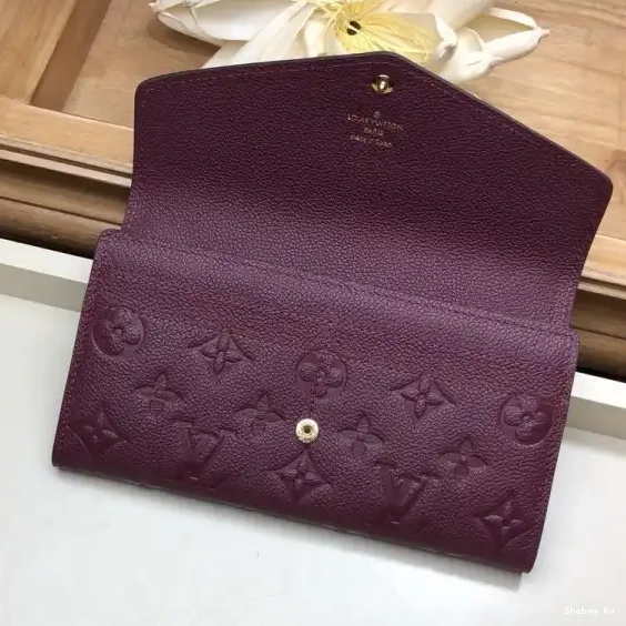 LOUIS VUITTON WALLET SARAH 0630